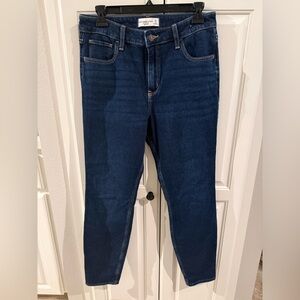 Abercrombie & Fitch The Skinny High Rise Jeans (J311261)